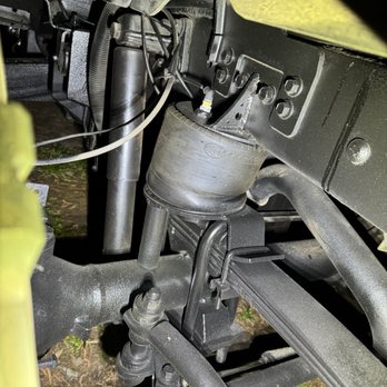 The Shop Offroad - what in the world? offset bag. painted bag and hoses. rust showing day 1. 1 inch pipe support on the axle? Stupid... - Tires Near Me - League City, Texas The Shop Offroad - what in the world? offset bag. painted bag and hoses. rust showing day 1. 1 inch pipe support on the axle? Stupid... - Tires Near Me - League City, Texas