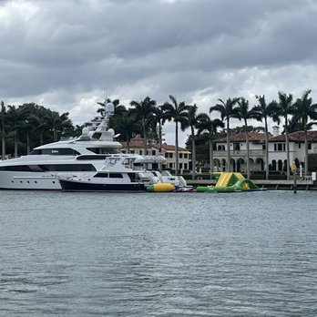 Nobu Miami - Usher lives across the inland waterway. - Asian Fusion Near Me - Miami Beach, Florida Nobu Miami - Usher lives across the inland waterway. - Asian Fusion Near Me - Miami Beach, Florida