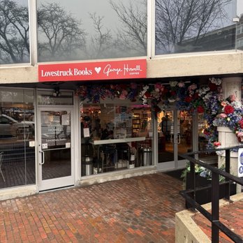 Lovestruck Books - Bookstores Near Me - Cambridge, Massachusetts Lovestruck Books - Bookstores Near Me - Cambridge, Massachusetts