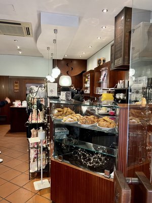 Aroma Specialty Coffees by null