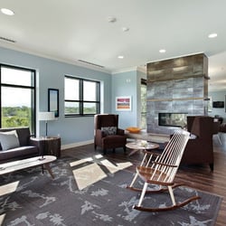 JourneyCare Care Center - The Pavilion combines burgeoning advances in healthcare technology with amenities and comfortable furnishings.