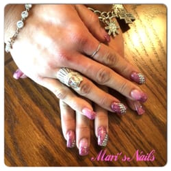Mari's Mobile Nails 