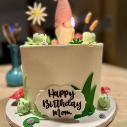 Celebrity Cake Studio