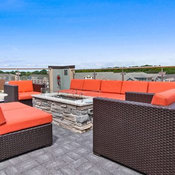 Avia - Roof-Top Terrace - Apartments Near Me - Richmond, Virginia Avia - Roof-Top Terrace - Apartments Near Me - Richmond, Virginia