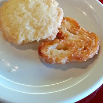 Linh Cafe - Vietnamese Near Me - Vancouver, British Columbia