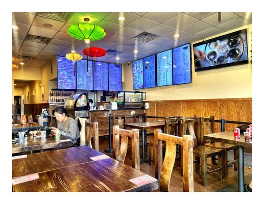 Min’s Noodle House 渔家重庆小面 by null