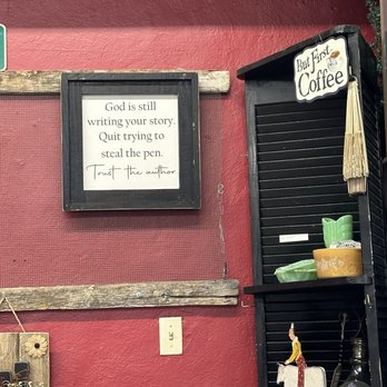 Common Grounds Coffee Shop - Coffee & Tea Near Me - Clewiston, Florida