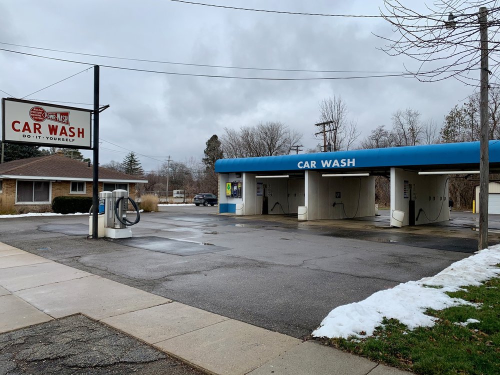 THE LITTLE WASH Updated August 2024 188 Whipple St, South Lyon