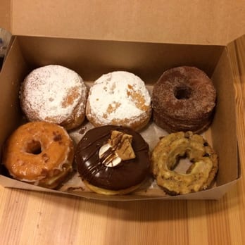 Kettle Glazed Doughnuts - Raspberry powder, Cronut, vanilla bean, marshmallow thingee and blueberry lemon!! - Donuts Near Me - Hollywood, California Kettle Glazed Doughnuts - Raspberry powder, Cronut, vanilla bean, marshmallow thingee and blueberry lemon!! - Donuts Near Me - Hollywood, California