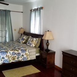 Emile's Restaurant And Suites