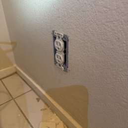Installed new outlet without the cover. Finish was perfect Installed new outlet without the cover. Finish was perfect