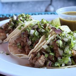 901 Bar & Grill - Tres Tacos