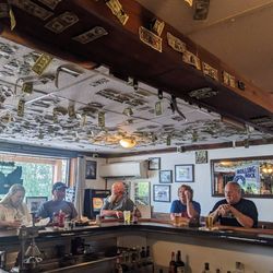Bainbridge Inn