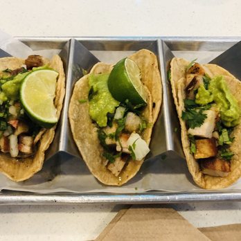 El Zarape Mexican Eatery - Pork belly taco - Mexican Near Me - San Diego, California