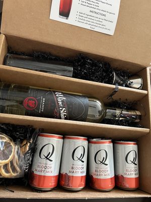 Tin City Distillery by null