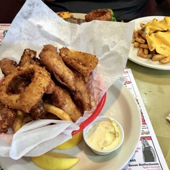 Band Wagon Diner - Fish n chips basket, includes onion rings! - Diners Near Me - Toms River, New Jersey Band Wagon Diner - Fish n chips basket, includes onion rings! - Diners Near Me - Toms River, New Jersey