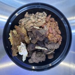 D.Salam African Cuisine - D.Salam's African Cuisine - Senegalese Halal buffet's Chicken, Lamb, and 2 Bean dishes
