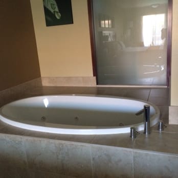 Holiday Inn Express Simi Valley - in room jacuzzi tub! - Hotels Near Me - Simi Valley, California