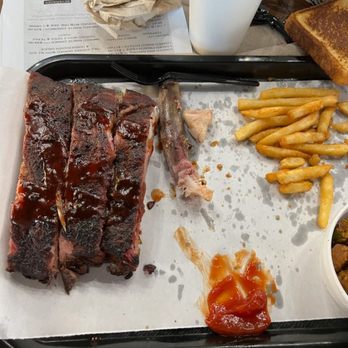 The Noble Smokin Joe's BBQ - Rib plate, comes with 4 and 2 sides and toast. - Sandwiches Near Me - Noble, Oklahoma The Noble Smokin Joe's BBQ - Rib plate, comes with 4 and 2 sides and toast. - Sandwiches Near Me - Noble, Oklahoma