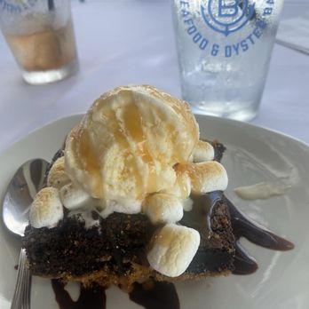 Brigantine - S'mores brownie - Seafood Near Me - Del Mar, California Brigantine - S'mores brownie - Seafood Near Me - Del Mar, California