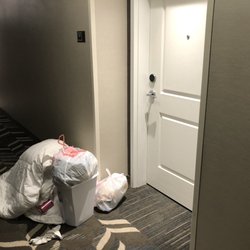 Residence Inn by Marriott Richmond West/Midlothian - Piles of used towels and trash they wouldn't clean out of my room 2 weeks straight so I have no choice but to put them in the hallway‍