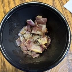 Charlie's Sports Bar & Grill - Teaspoon of onions.