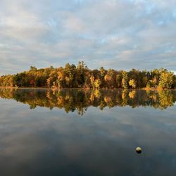 Minocqua Pontoon Cruises & Rentals - Fall Colors are Starting!
