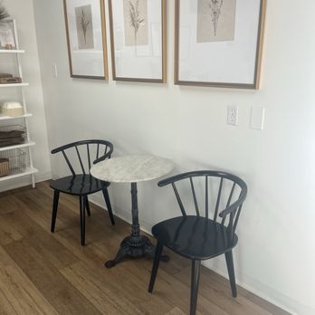 Knead Bakehouse + Provisions - Seating - Bakeries Near Me - St. Louis, Missouri Knead Bakehouse + Provisions - Seating - Bakeries Near Me - St. Louis, Missouri