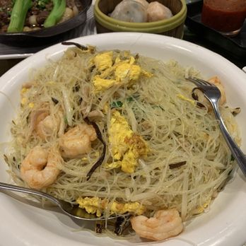 Jade Dynasty Seafood Restaurant - 812. Stir-Fried Vermicelli Noodle - Singapore Style - Dim Sum Near Me - Honolulu, Hawaii