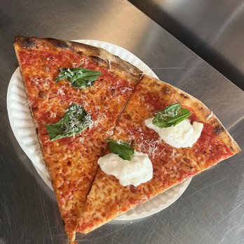 L'industrie Pizzeria - Pizza Near Me - Brooklyn, New York L'industrie Pizzeria - Pizza Near Me - Brooklyn, New York