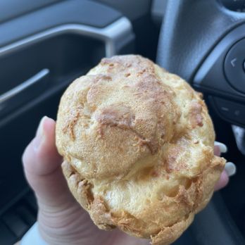 Beard Papa's - Desserts Near Me - Cupertino, California