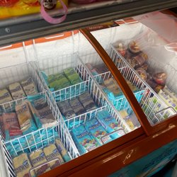 El Rancho Market - Paletas, ice cream, frozen treats