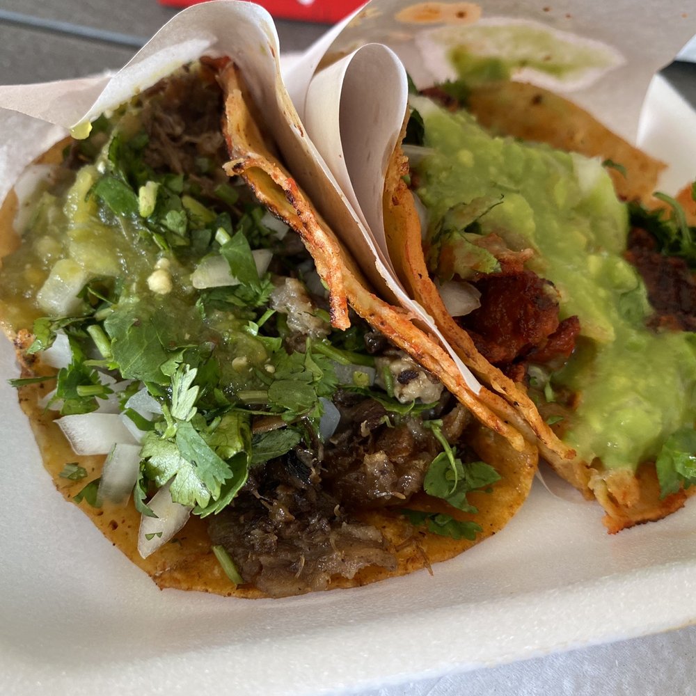 El Paisano - Taco de cabeza y taco de pastor  (7/17/22) - Mexican Near Me - Rosarito, BCN