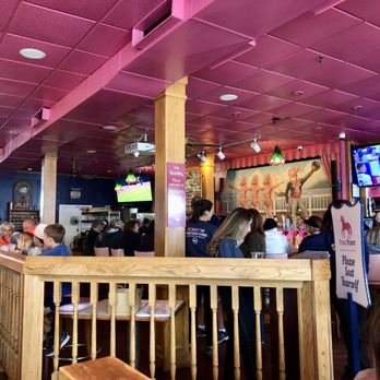 Pink Pony - Bar side - New American Near Me - Mackinac Island, Michigan Pink Pony - Bar side - New American Near Me - Mackinac Island, Michigan