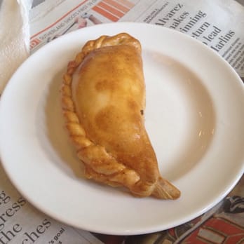 Hamptons Cafe - Meat Empanada - Coffee & Tea Near Me - Aventura, Florida