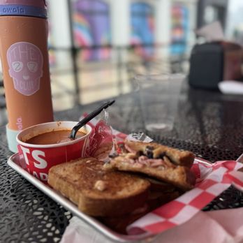 Tom & Chee - Pepper Jack'd Ham - Soup Near Me - Newport, Kentucky Tom & Chee - Pepper Jack'd Ham - Soup Near Me - Newport, Kentucky
