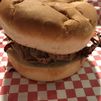 BP Smokehouse - Brisket! - Barbeque Near Me - Tomah, Wisconsin