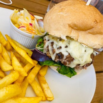 The Coach House Inn - Burger - Pubs Near Me - Chester, CHE