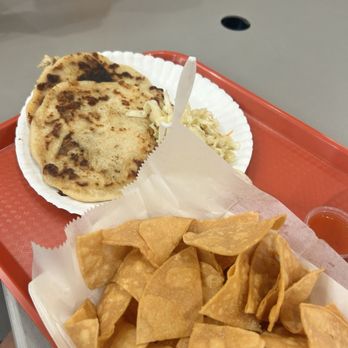 Taqueria Americas - Chips and salsa - Mexican Near Me - Houston, Texas Taqueria Americas - Chips and salsa - Mexican Near Me - Houston, Texas