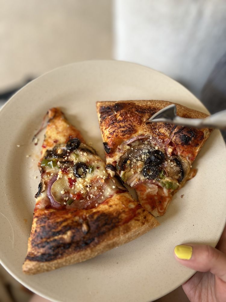 Food from Mama Pizza