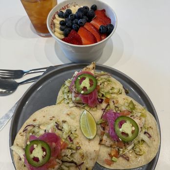 Bogart's Cafe - Fish tacos and açaí bowl and tropical iced tea. - Breakfast & Brunch Near Me - Honolulu, Hawaii Bogart's Cafe - Fish tacos and açaí bowl and tropical iced tea. - Breakfast & Brunch Near Me - Honolulu, Hawaii