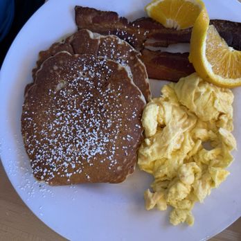 Ovo Frito Cafe - Pancake platter - Breakfast & Brunch Near Me - Evanston, Illinois Ovo Frito Cafe - Pancake platter - Breakfast & Brunch Near Me - Evanston, Illinois