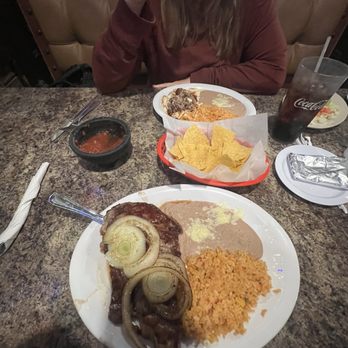 Los Magueyes Mexican Grill - Pollo Chipotle, steak ribeye - Tex-Mex Near Me - Largo, Florida