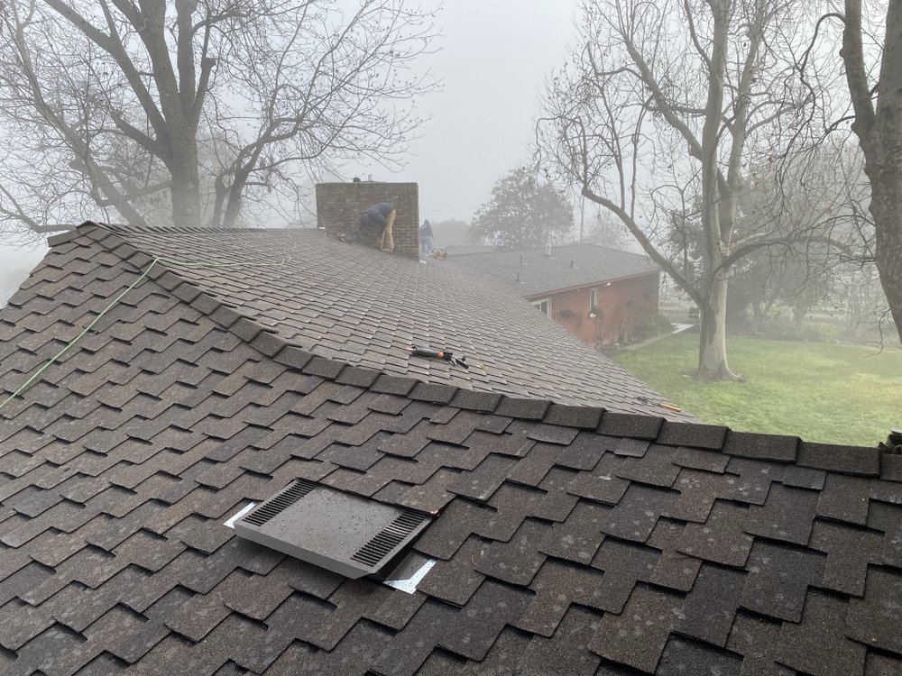 Slide of Gonzalez Roofing