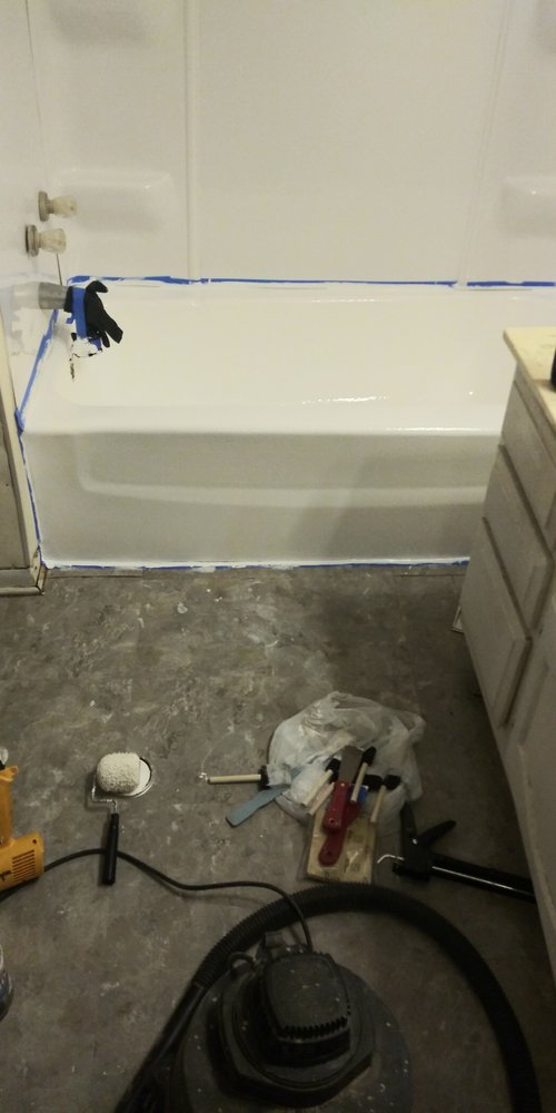 Slide of Dow's Tub & Tile Refinishing