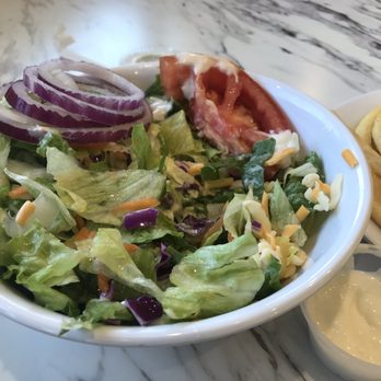 Yellow Basket - Burgers Near Me - Carson, California