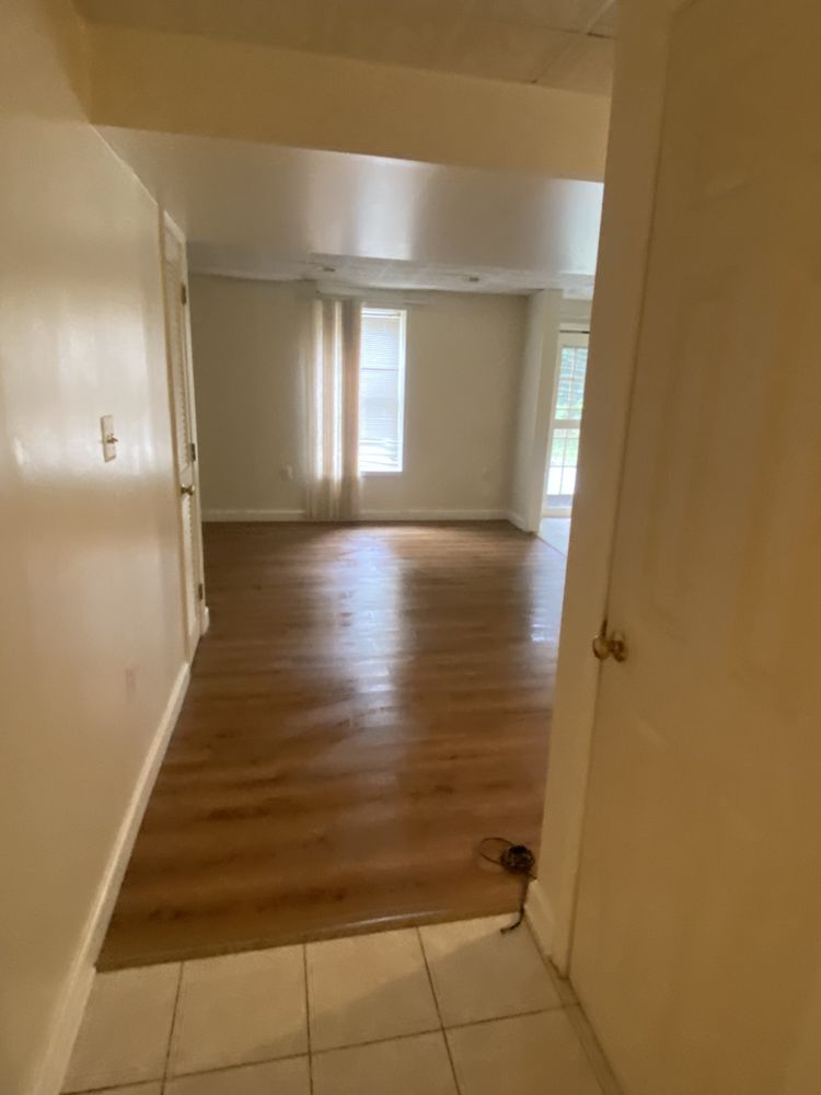 Slide of Velásquez Cleaning Company