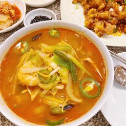 Seafood Jjam Bbong + Gan Poong Sal