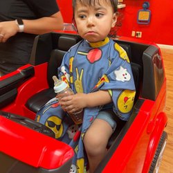 Googooli Hair Salon for Children - Before the haircut