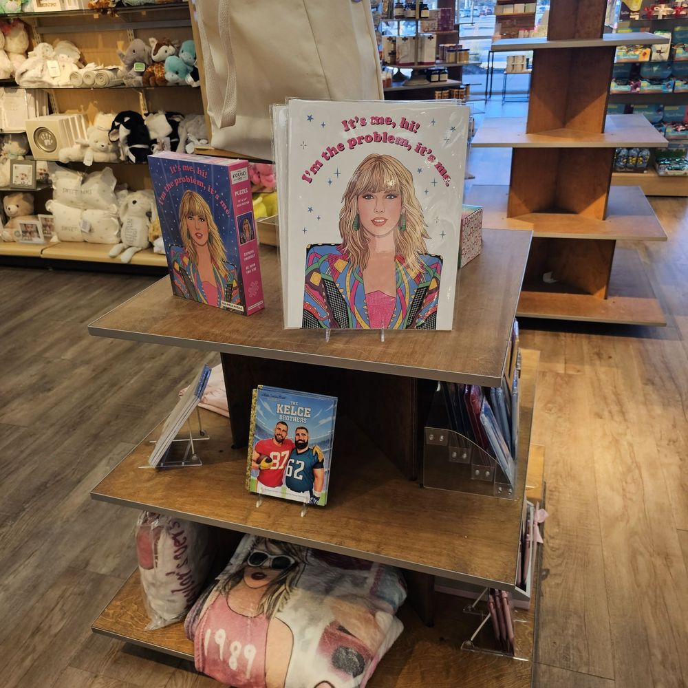 Hallmark Creations - Taylor Swift - Holiday Decorations Near Me - Cedar Park, Texas